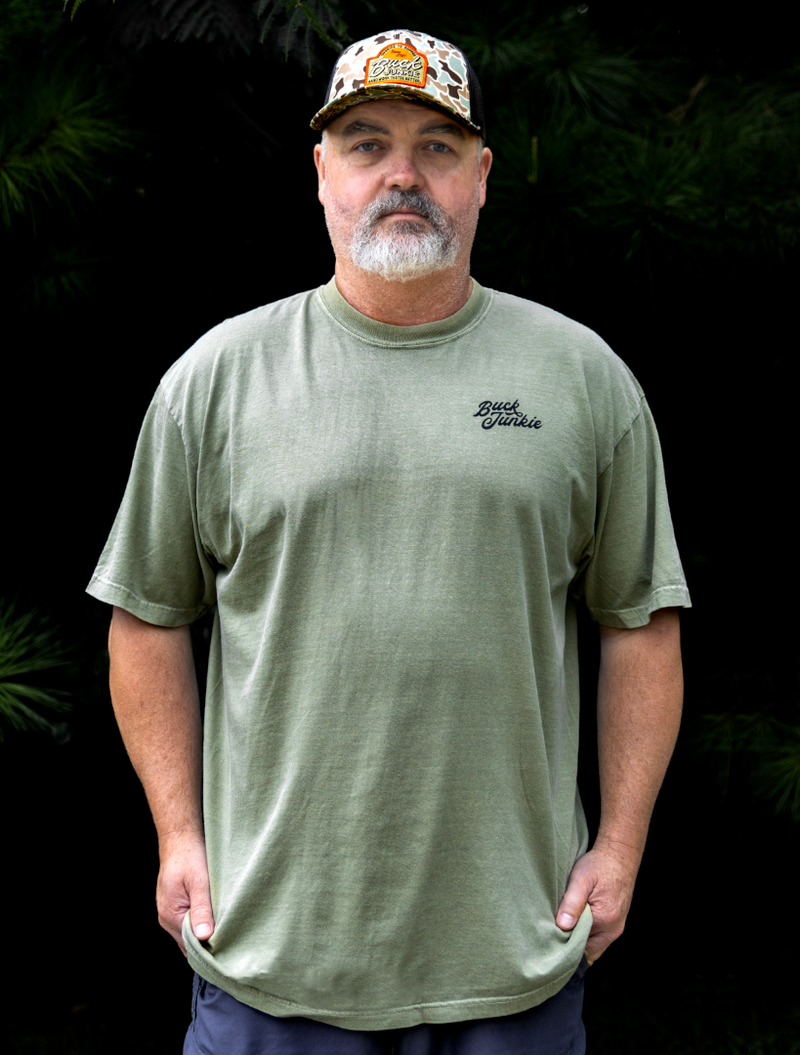 Load image into Gallery viewer, Buck Junkie Hunting Dog Splash T-Shirt

